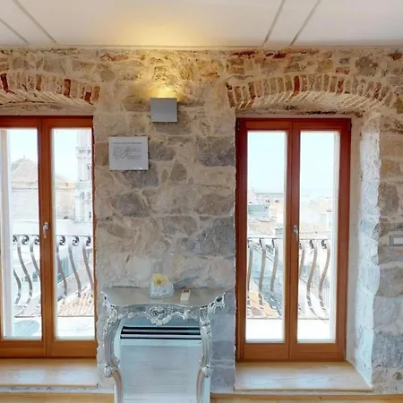 شقة Augubio Penthouse *