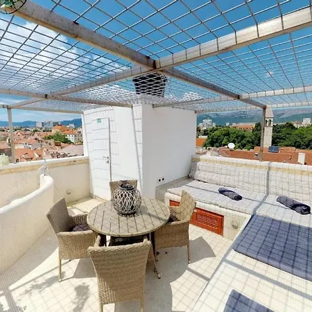 Apartment Augubio Penthouse *