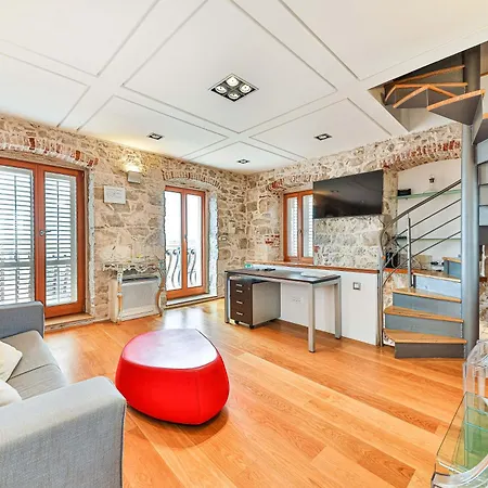 Lägenhet Augubio Penthouse