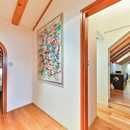 Augubio Penthouse Apartment Split