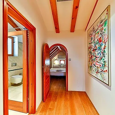 Augubio Penthouse Apartman Split