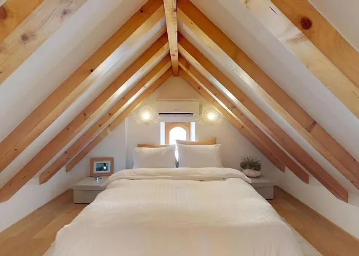 公寓 Augubio Penthouse *